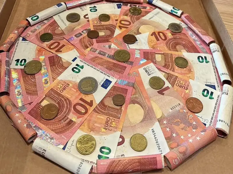 Pizza als kreatives Geldgeschenk zum Geburtstag